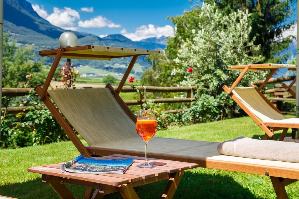 Hotel Girlanerhof Eppan an der Weinstraße Buitenkant foto